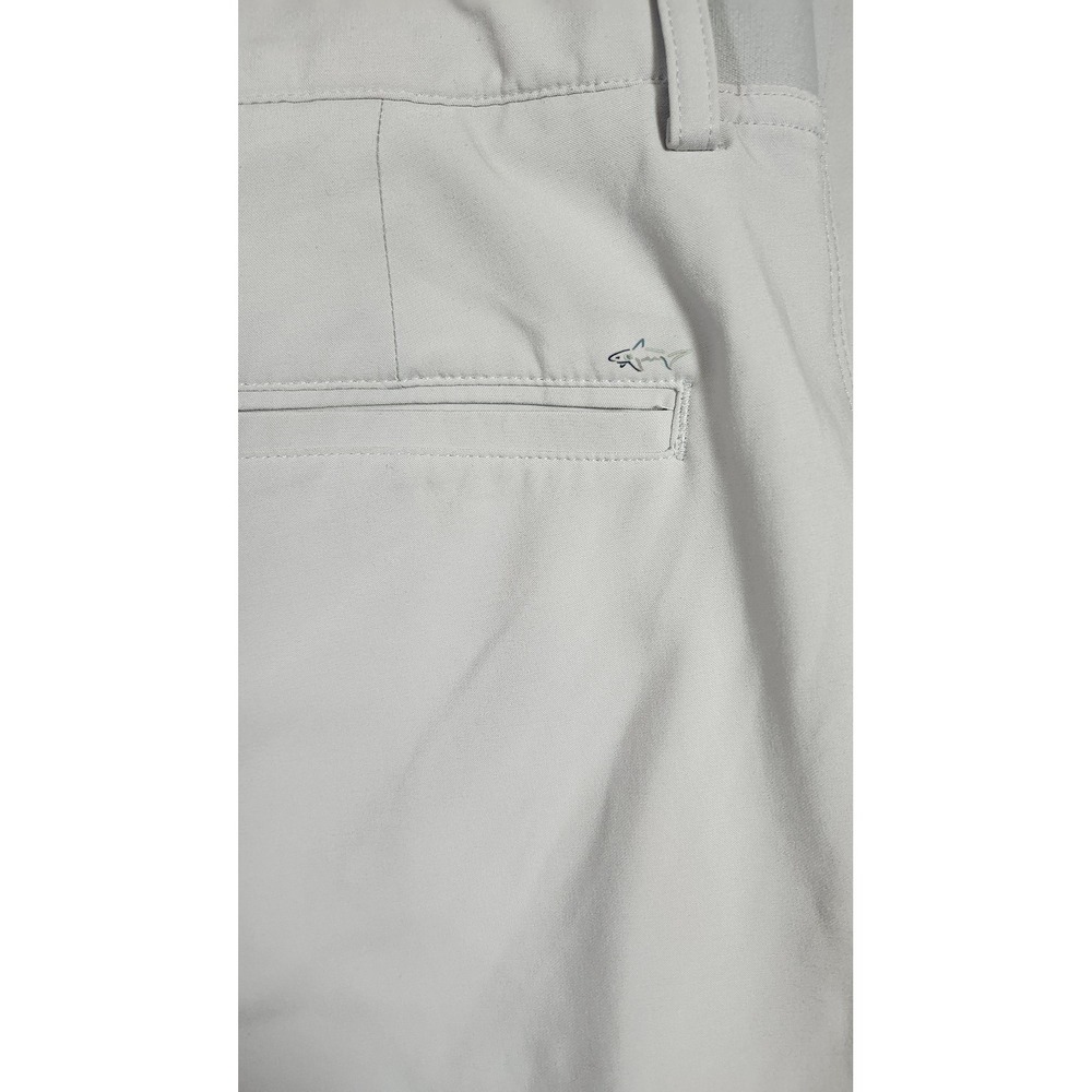 Greg Norman Mens Golf Shorts Size 34 Gray Performance Stretch Shark Logo Casual - Picture 3 of 7